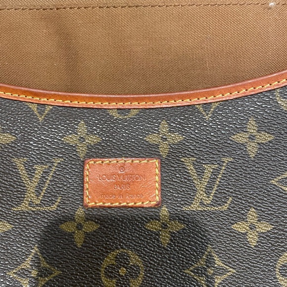 Louis Vuitton Bags Authentic Louis Vuitton Messenger Bag Poshmark